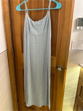 brandy melville floral maxi dress Brandy Melville Colleen Maxi Dress Brandy Melville Colleen Dress Colleen Dress Brandy Melville Flower